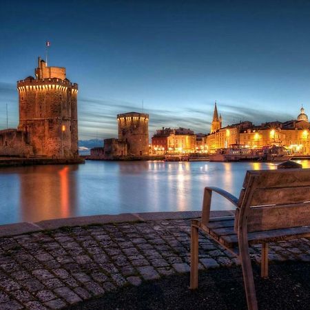 Appart Calme & Moderne Au Coeur De La Ville + Wifi La Rochelle  Buitenkant foto
