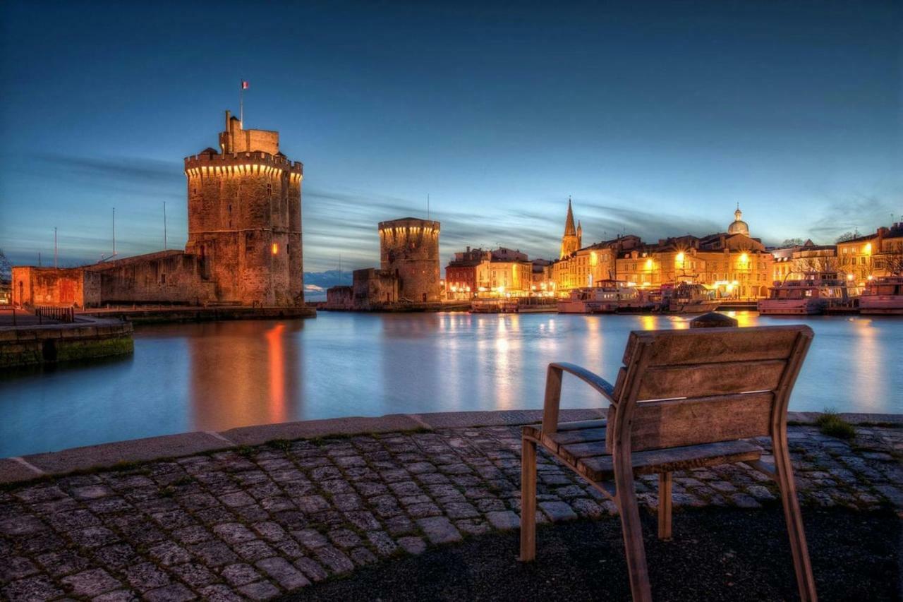 Appart Calme & Moderne Au Coeur De La Ville + Wifi La Rochelle  Buitenkant foto