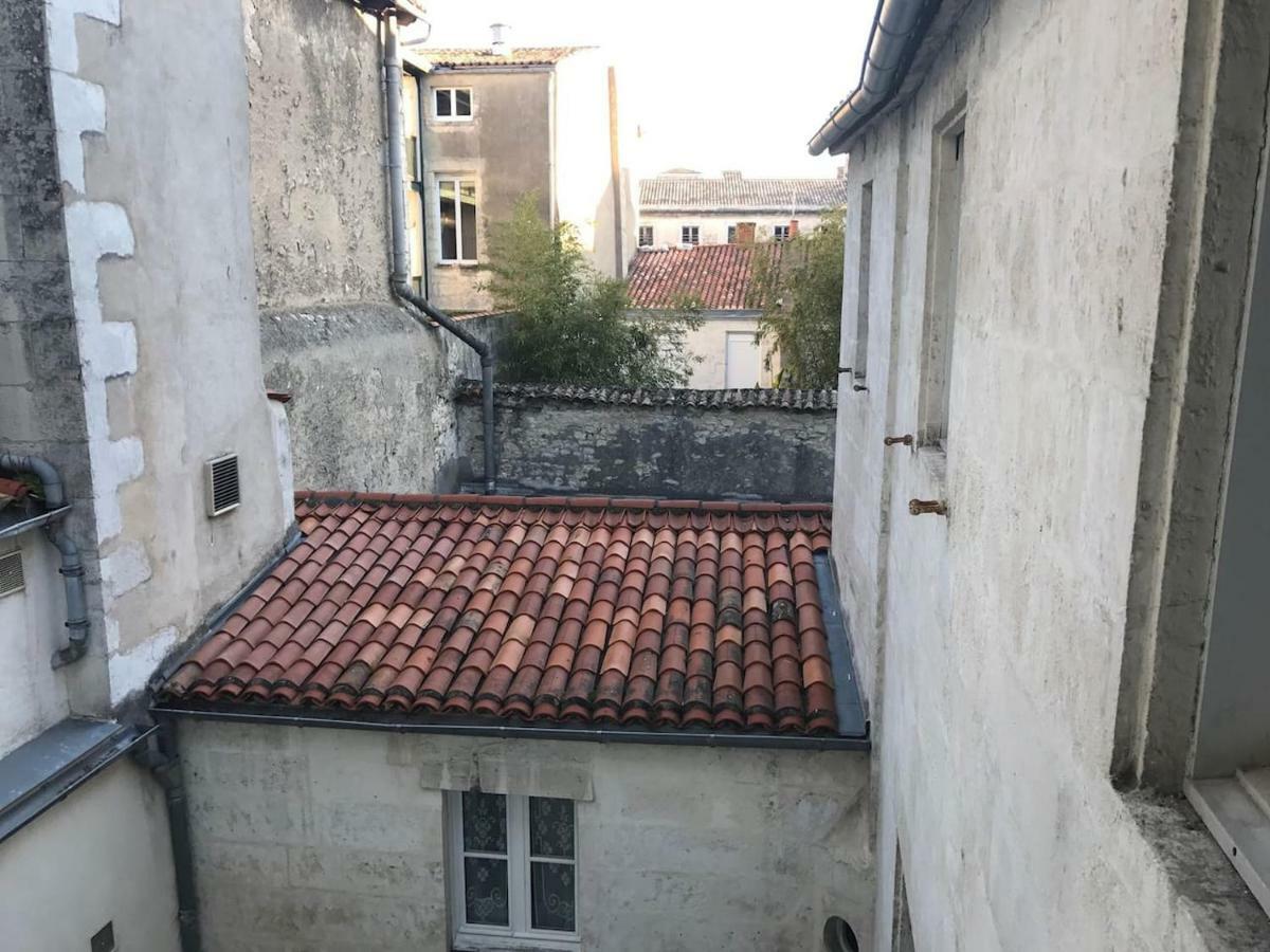 Appart Calme & Moderne Au Coeur De La Ville + Wifi La Rochelle  Buitenkant foto